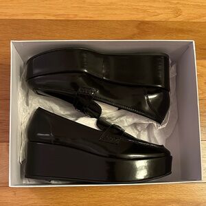 Larroude Suki Platforms